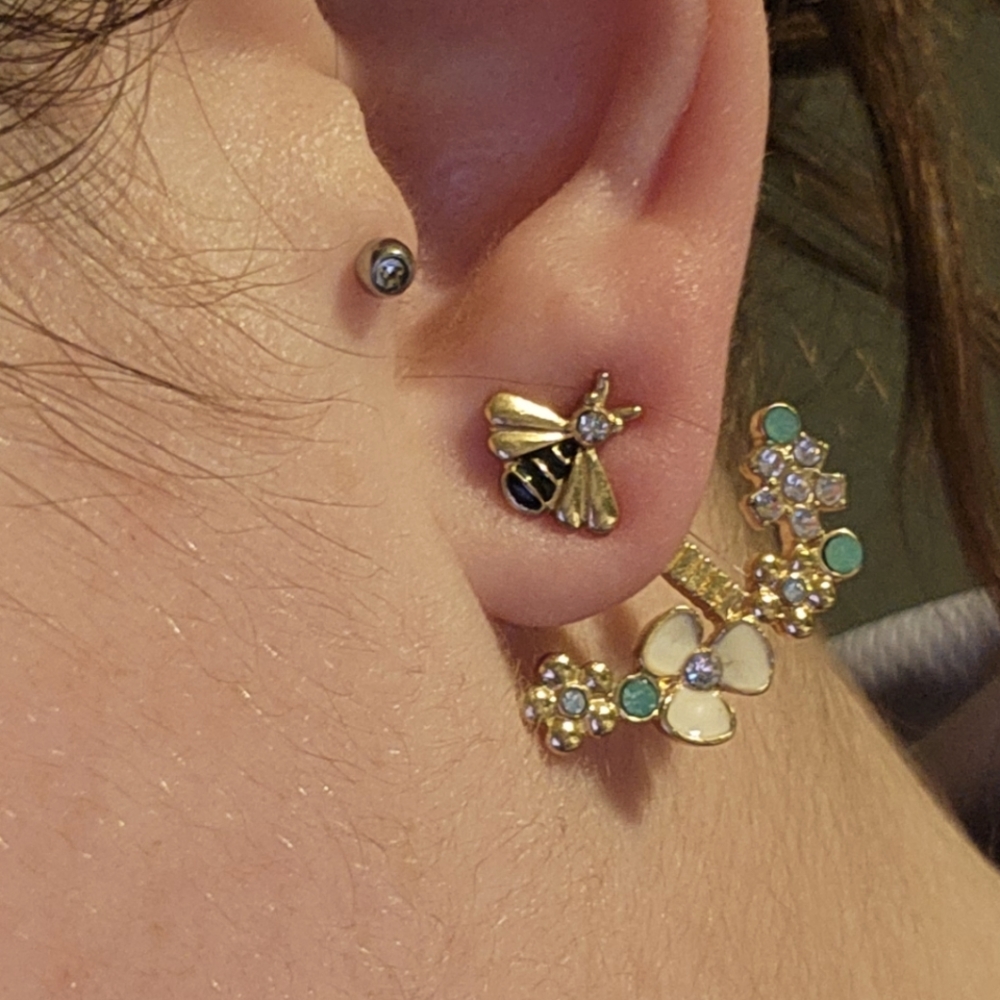 2 part floral earrings